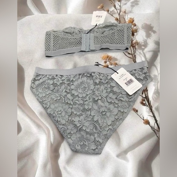 Else Petunia Bikini Lingerie Set – Elegant Gray Floral Lace - Picture 3 of 6
